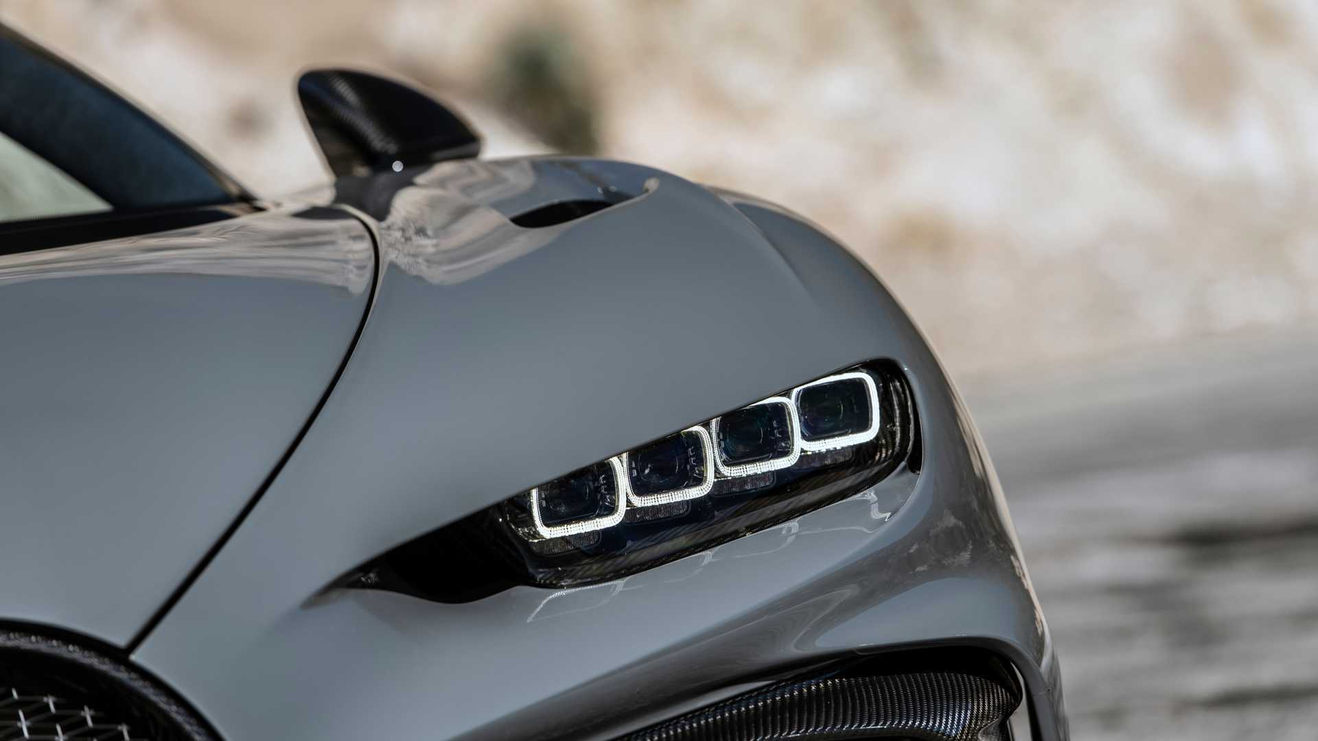 2021-bugatti-chiron-pur-sport-headlight-detail.jpg