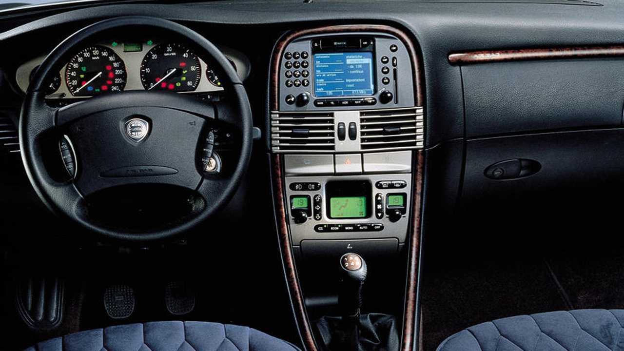 Lancia Lybra
