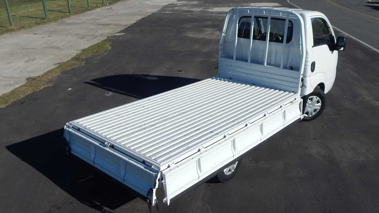 Frente a frente: Hyundai H100 y Kia K2500