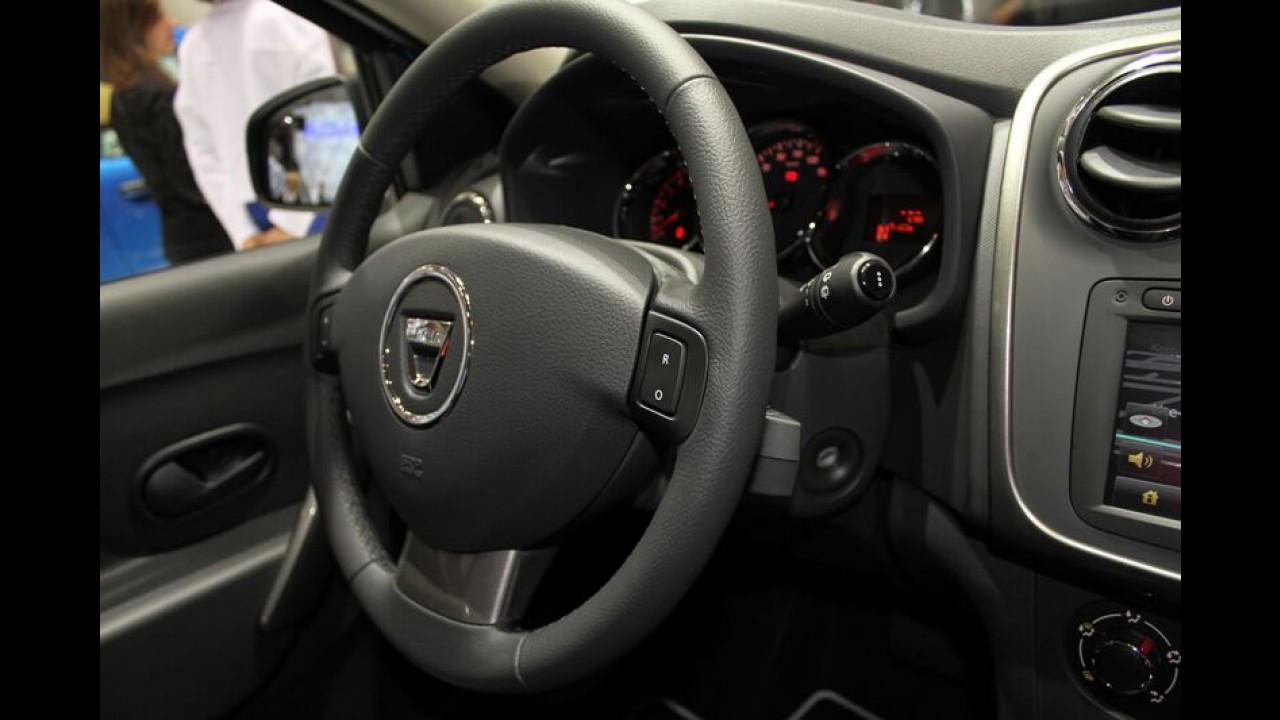 Frankfurt: Duster 2016 ganha câmbio automatizado e novos equipamentos