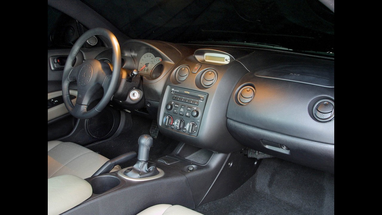 Mitsubishi convoca 33 unidades do Eclipse GT para recall no Brasil