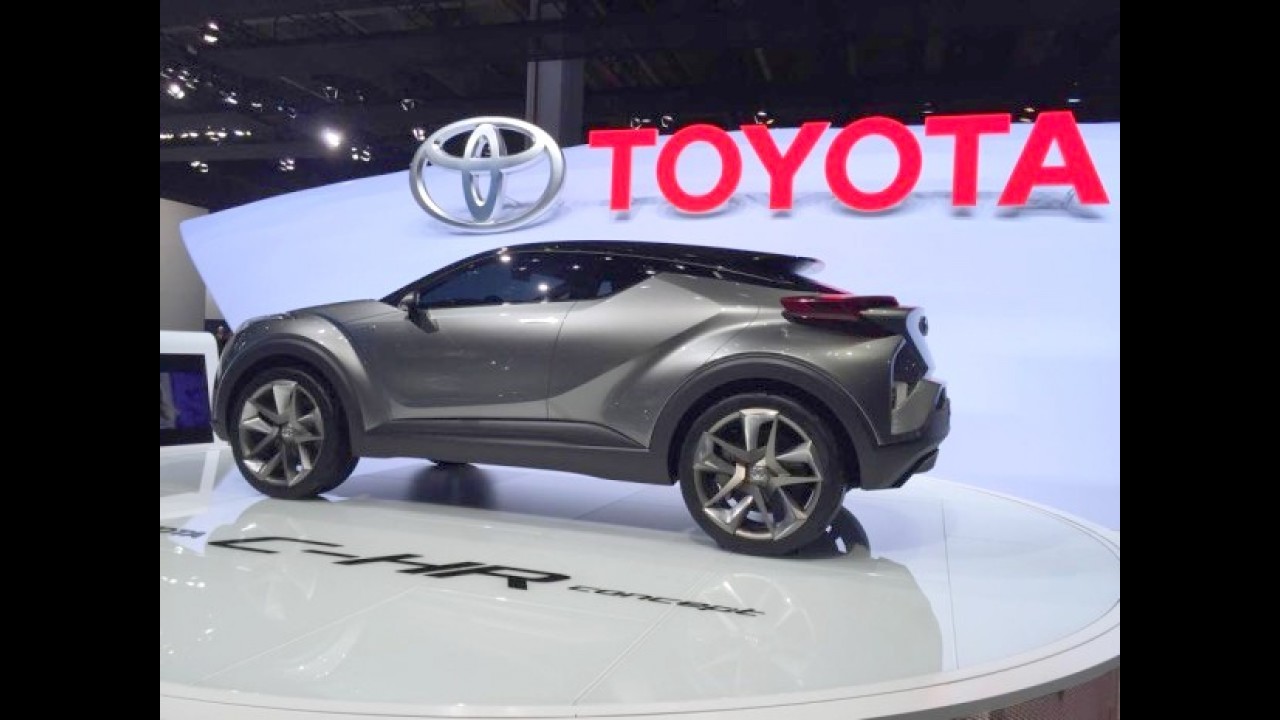 Anti HR-V, Toyota C-HR de produção será revelado em março como Auris Cross