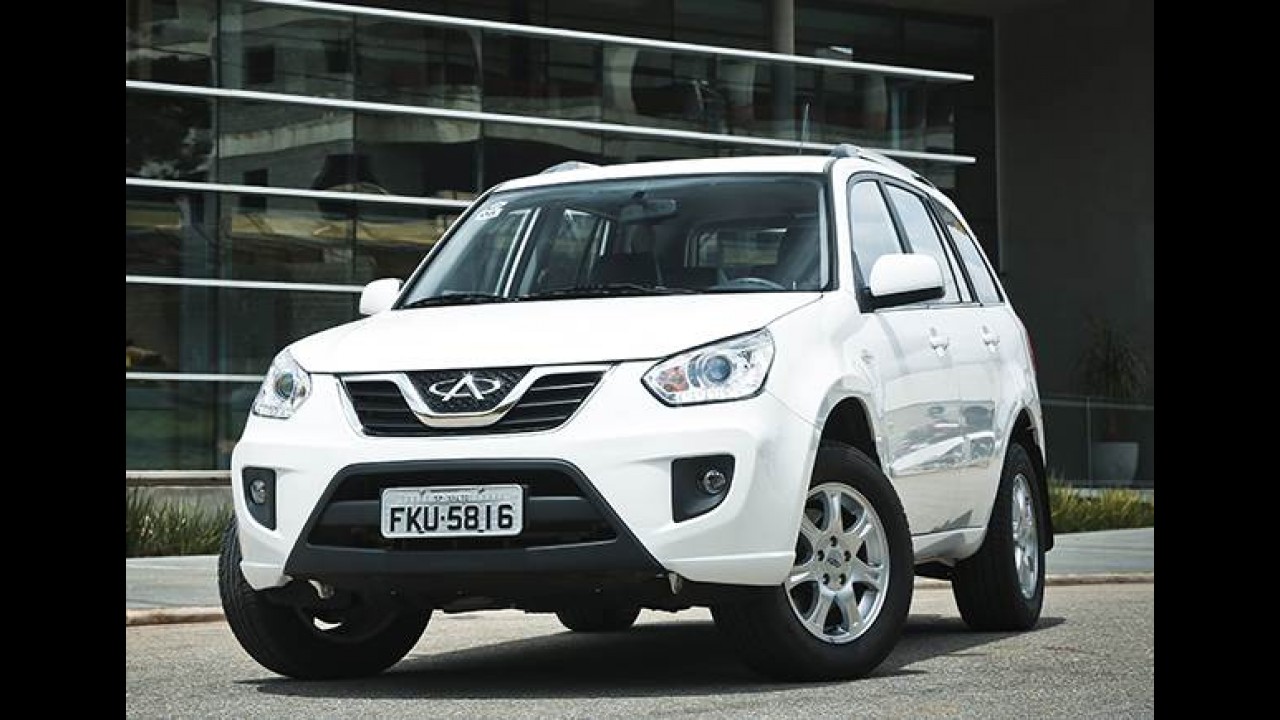 Chery QQ sai por R$ 28.990,00 em promoção; Tiggo tem bônus de R$ 6 mil