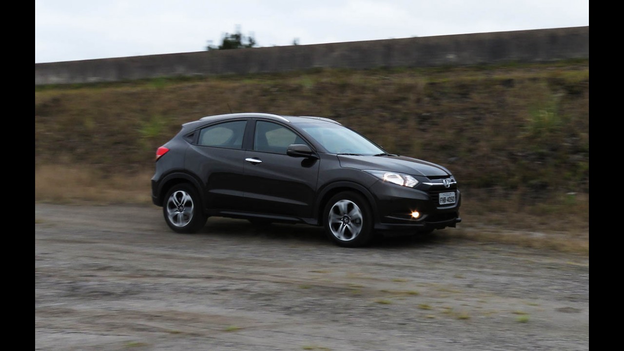 Teste CARPLACE: Nissan Kicks faz duelo "olímpico" contra o Honda HR-V