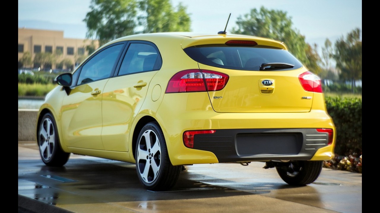 Salão de Chicago: Kia Rio aparece em versão reestilizada