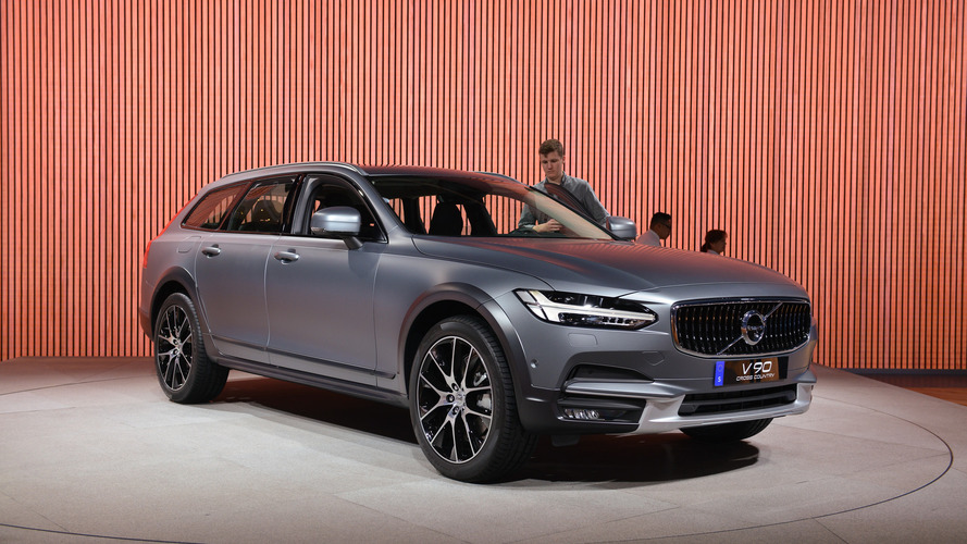 2017 Volvo V90 Cross Country: LA 2016