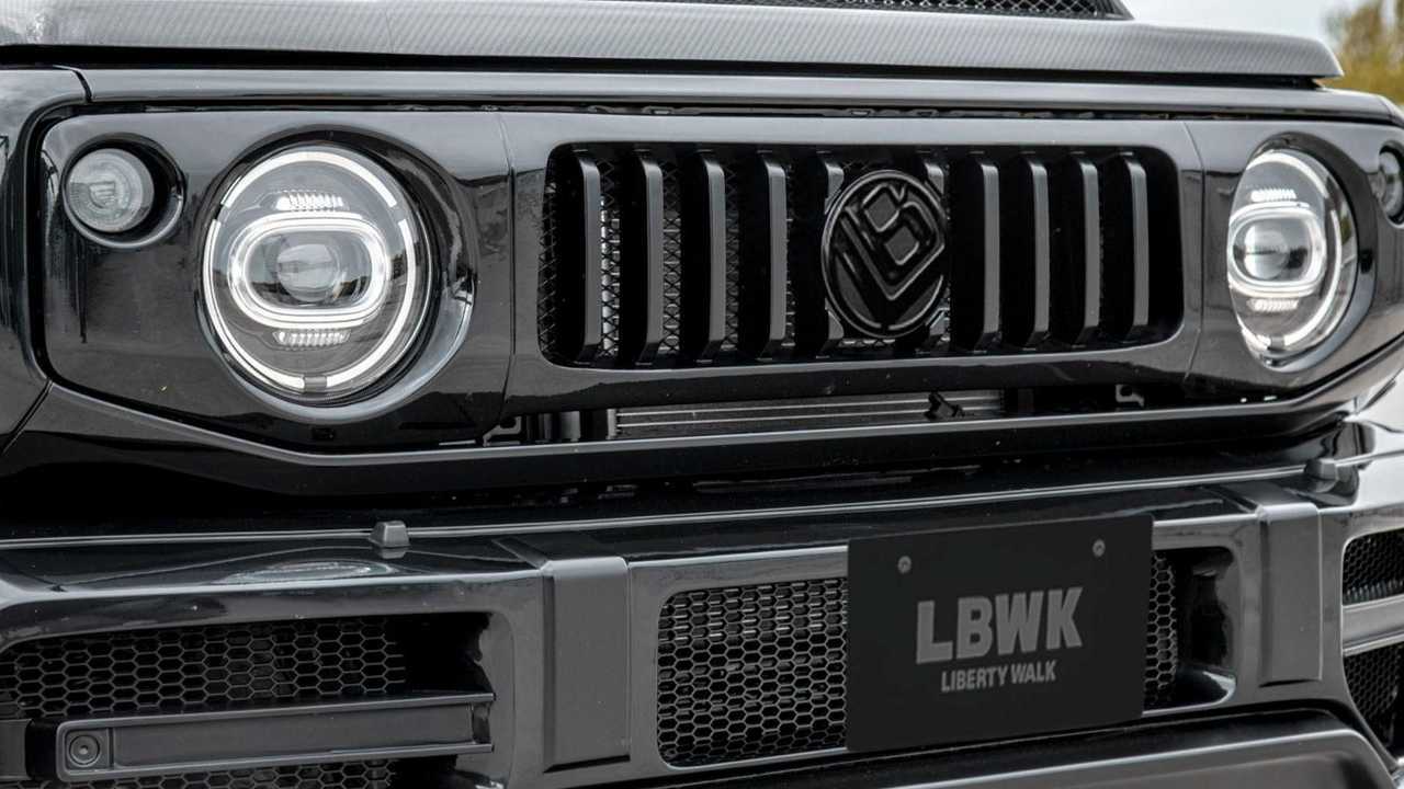 Suzuki Jimny от Liberty Walk