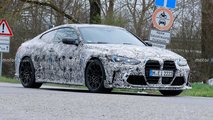 BMW M4 CSL Spy Tirs Avant Trois Quarts