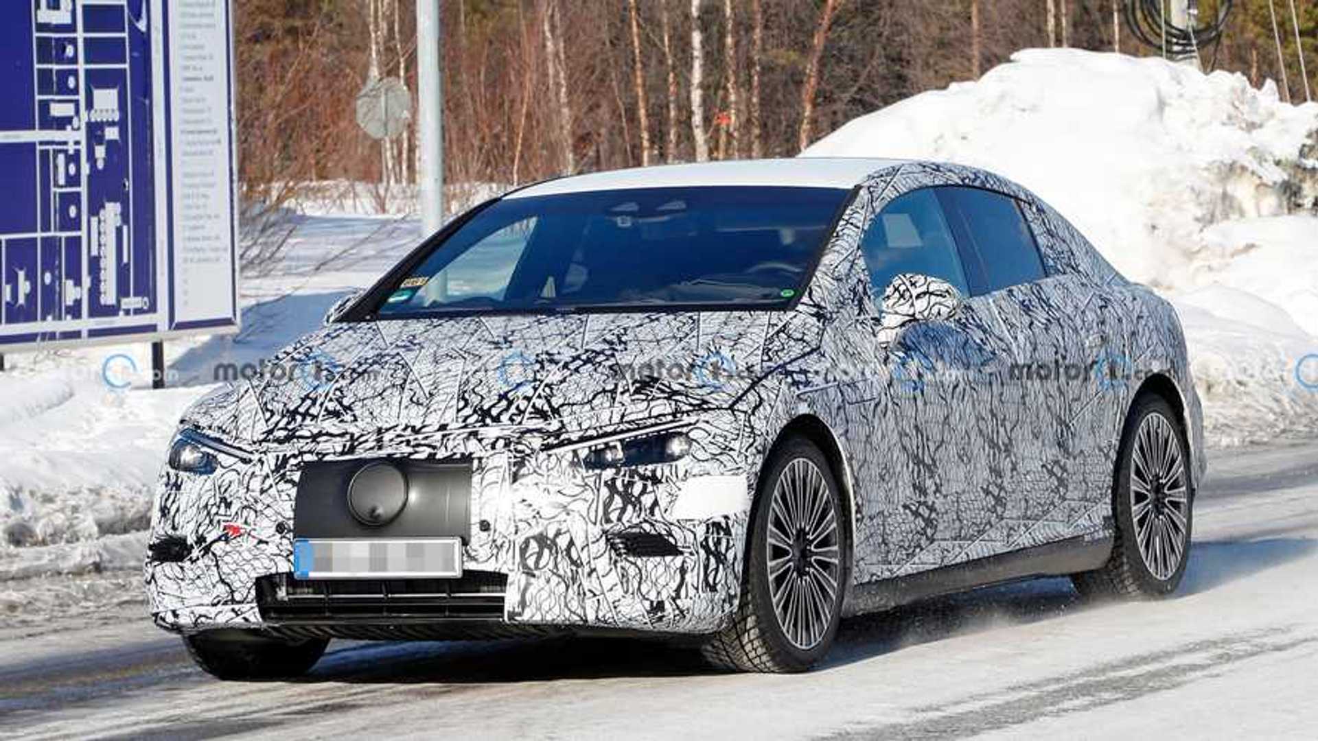 mercedes-benz-eqe-new-spy-photo-front-three-quarters.jpg