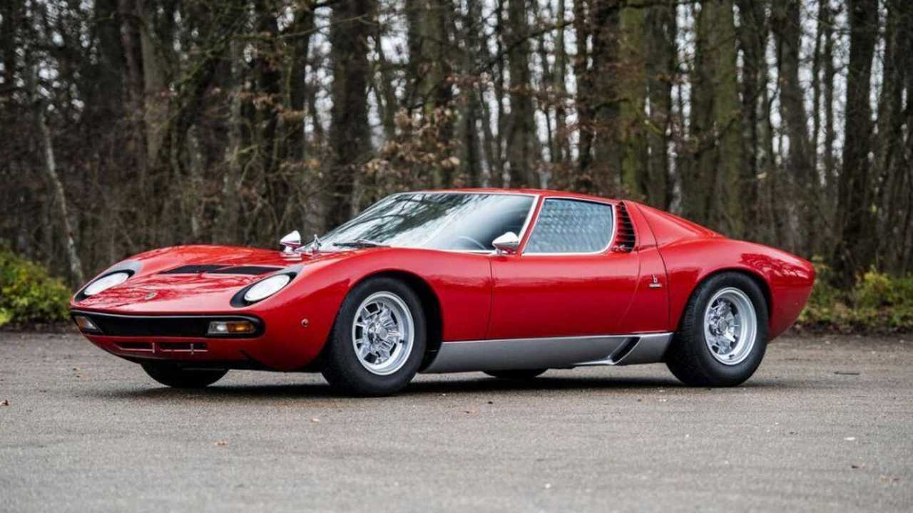 Lamborghini Miura P 400 SV
