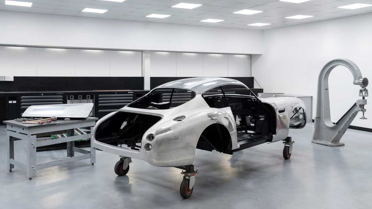DB4 GT Zagato Continuation - Début de la production
