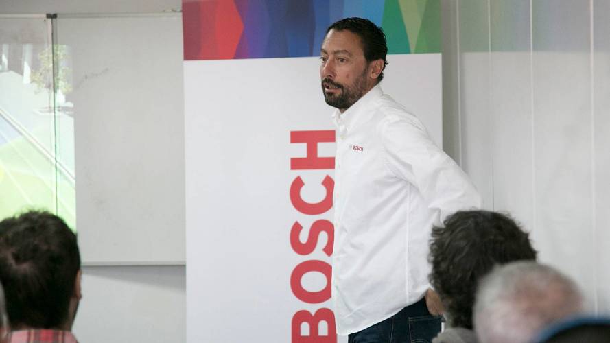 Curso de Conducción y Nuevas Tecnologías BOSCH-Motor1.com España
