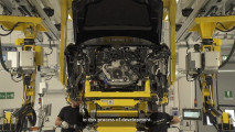 Lamborghini Urus, le prime foto in fabbrica