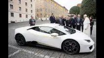 Lamborghini Huracan e Papa Francesco