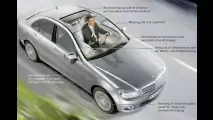 Mercedes weckt Fahrer