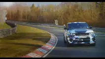 Range Rover Sport SVR, prime immagini