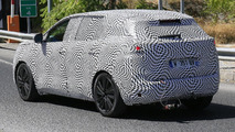 2016 Peugeot 3008 spy photo