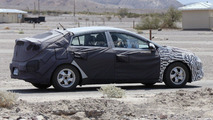 Hyundai Prius competitor spy photo