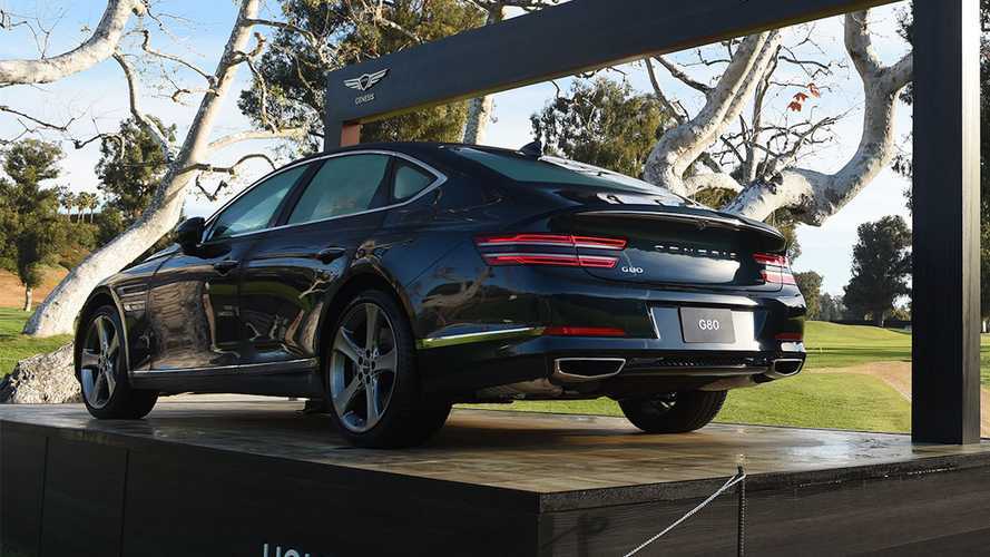 Watch PGA Tour Rookie Hit A Hole-In-One To Win A Genesis G80