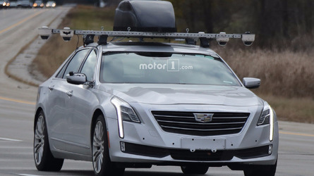 Super Cruise teknolojisine sahip Cadillac CT6 casus fotoğrafları