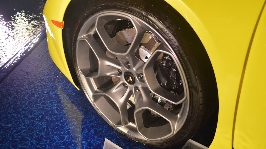 Lamborghini Huracan LP 580-2 Spyder: LA 2016