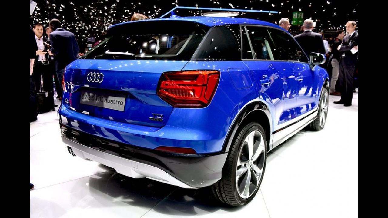 Recém-apresentado, Audi Q2 com traje esportivo é clicado na rua pela 1ª vez