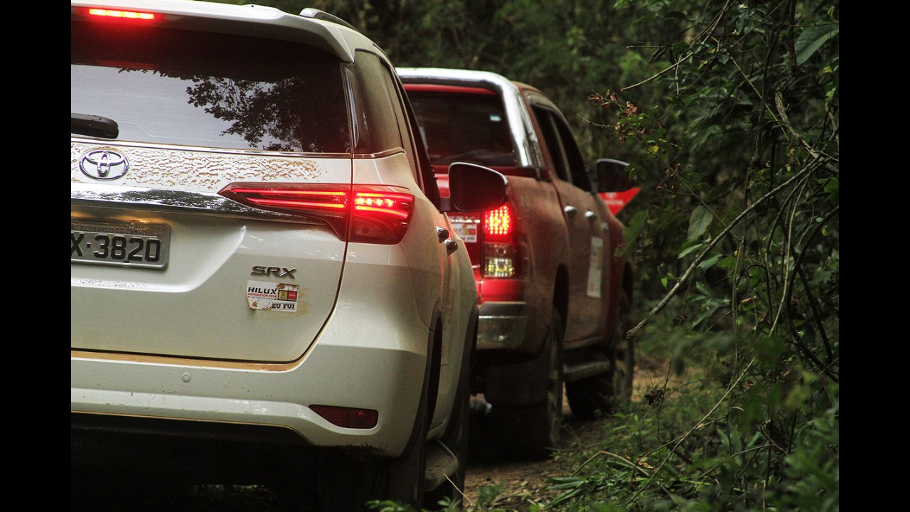 Toyota estimula uso esportivo de seus 4x4 na volta do Hilux Expedition