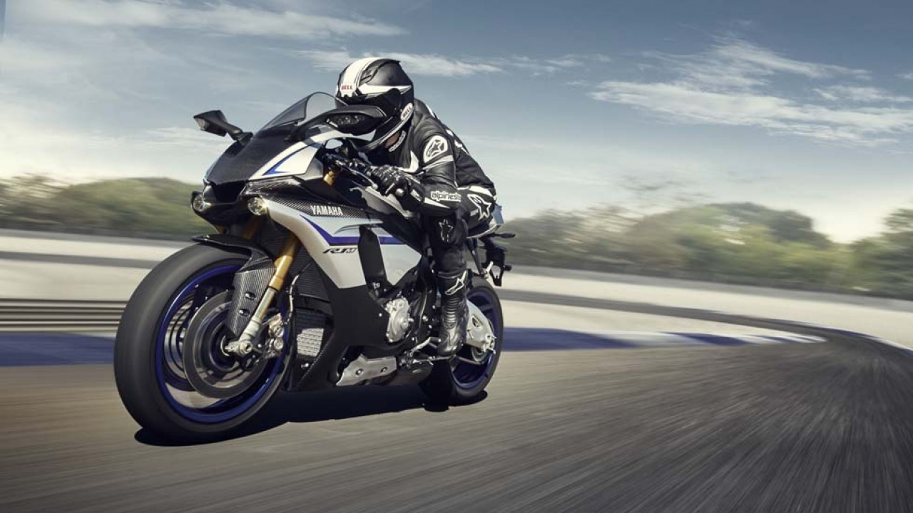 Paschoalin vai correr no TT Isle of Man 2015 com Yamaha R1M de 200 cv