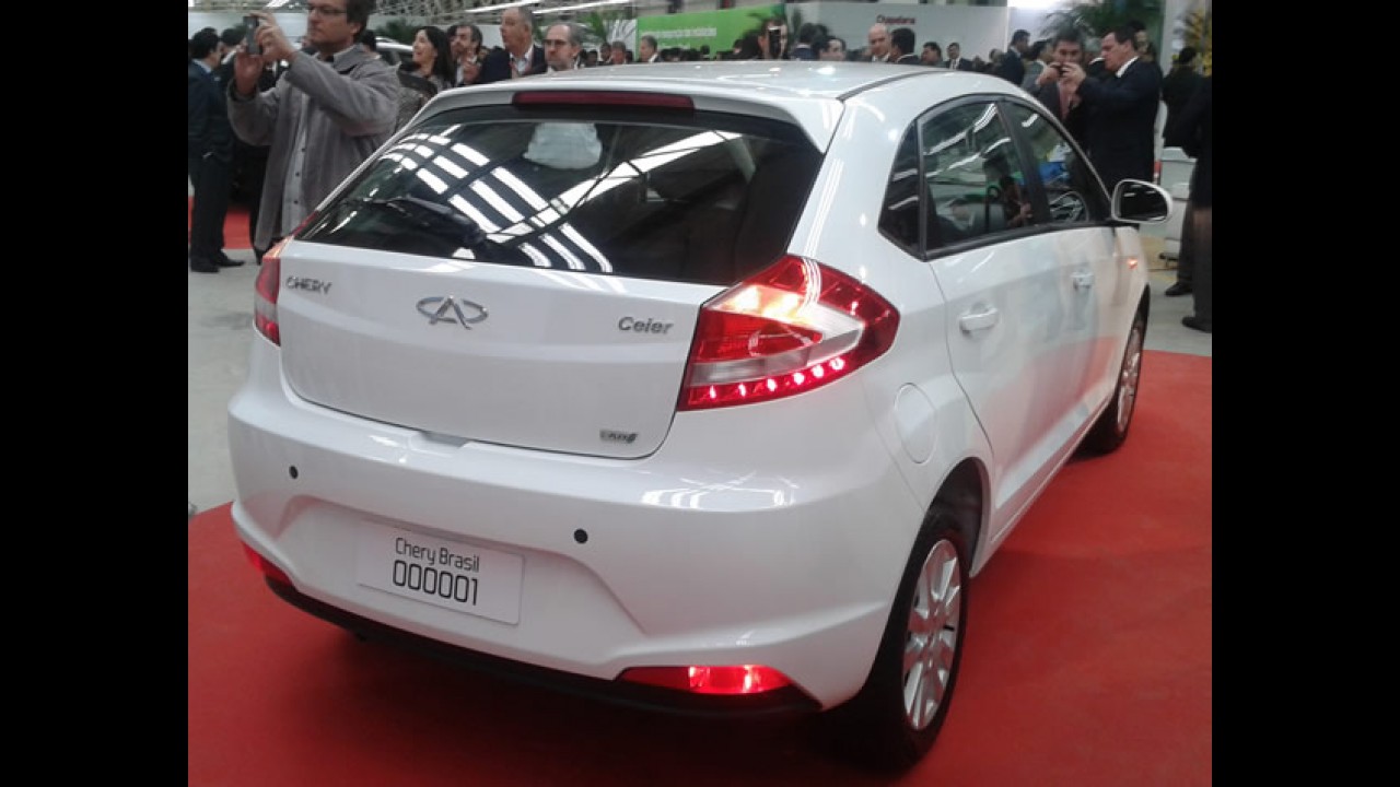 Chery: funcionários fazem greve por direitos e salários em Jacareí (SP)