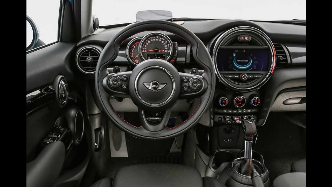 Volta Rápida: MINI Cooper 5 portas troca design por espaço