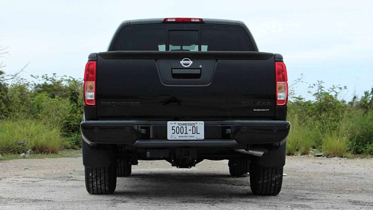 Nissan Frontier Midnight Edition - EUA