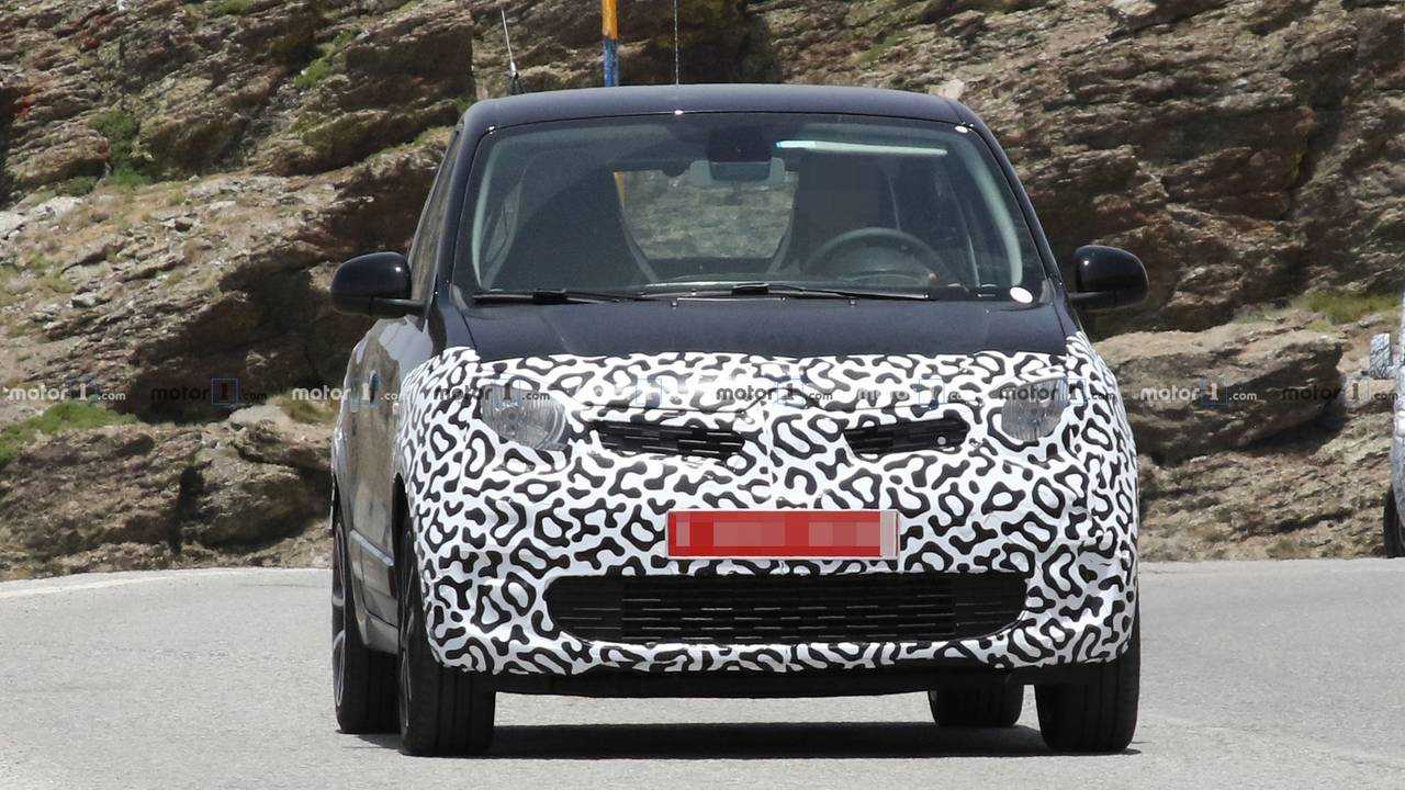 2019 Renault Twingo facelift spy photo