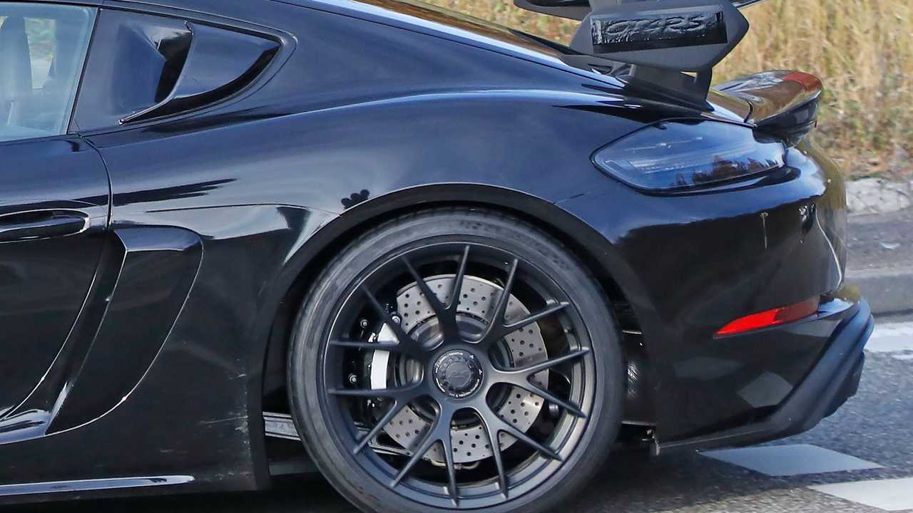 Porsche Cayman GT4 RS