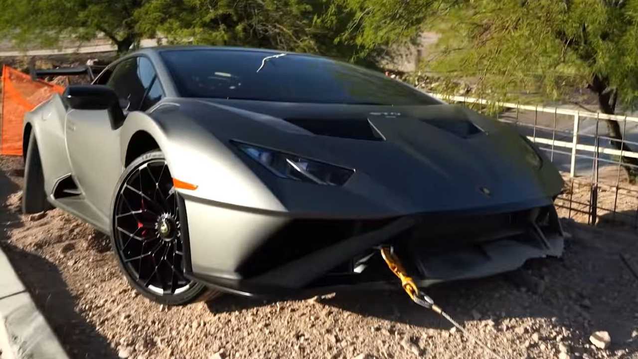 Lamborghini Huracan STO foto incidente