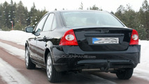 2010 Ford Focus prototype mule spy photo