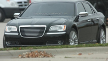 2011 Chrysler 300C spy photos 11.05.2010