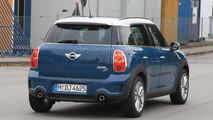 Mini Countryman Cooper S Diesel spied 21.11.2010