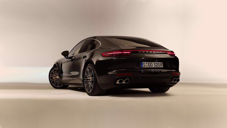2017 Porsche Panamera leaked photos