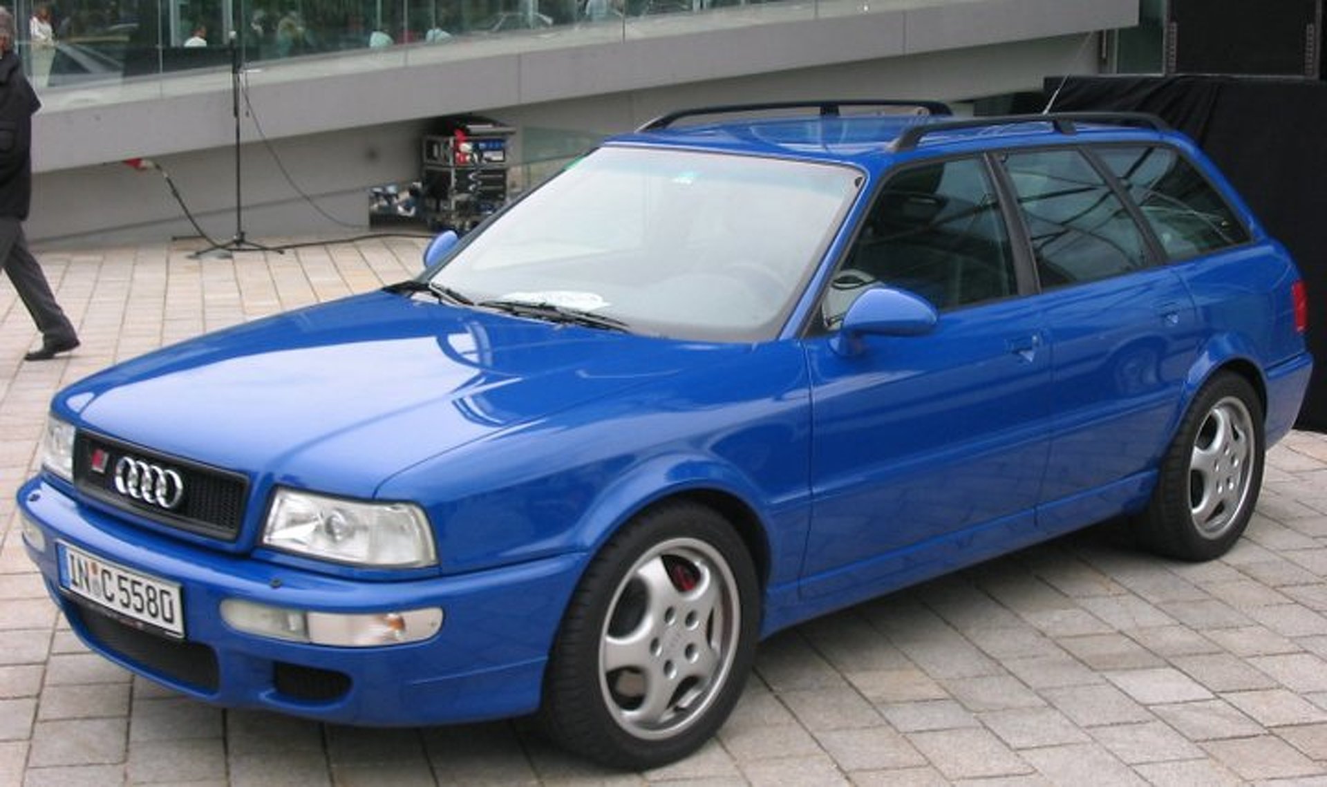 10 Epic, Sporty Station Wagons