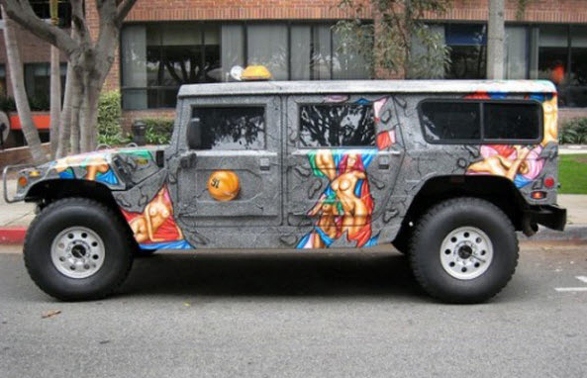 10 Worst Celebrity Cars in History