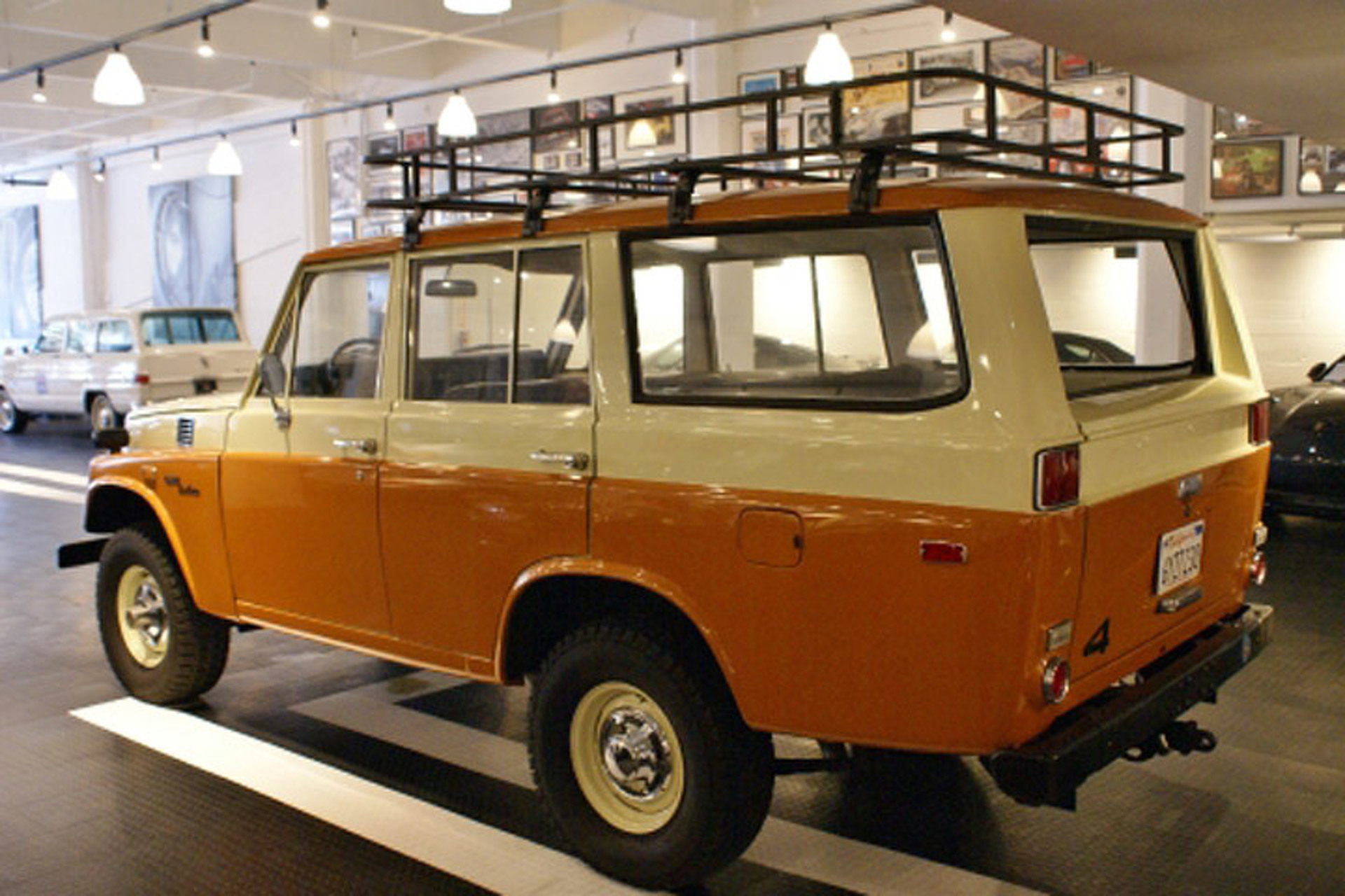 Land Cruiser or Land Rover: Which Would You Buy?