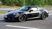 Porsche 911 GTS Targa