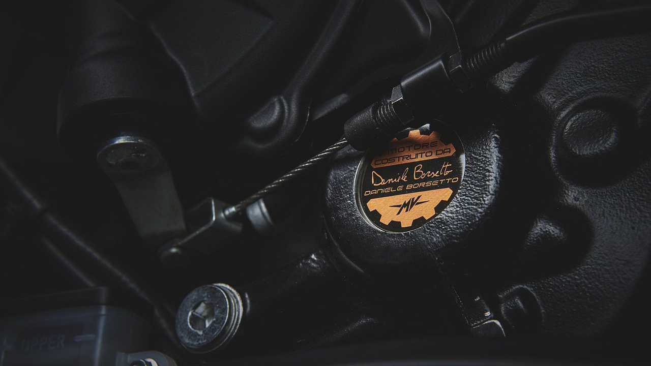 2021 MV Agusta Superveloce 800-Black, Detail Cables