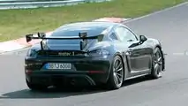 2022 Porsche 718 Cayman GT4 RS Spionagefoto
