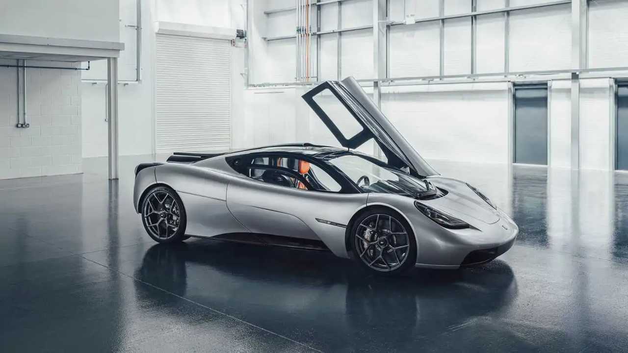 Gordon Murray Automotive T.50. Двери