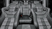 Land Rover Defender 2.2 TDCI XS 10 by Kahn Design 