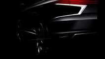 Mitsubishi Outlander PHEV Concept-S, i primi teaser