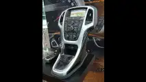 Nuova Opel Astra workshop