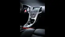 Nuova Opel Astra: interni e design