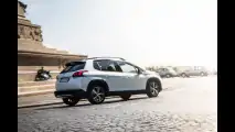 Peugeot 2008, la prova dell'Apple CarPlay